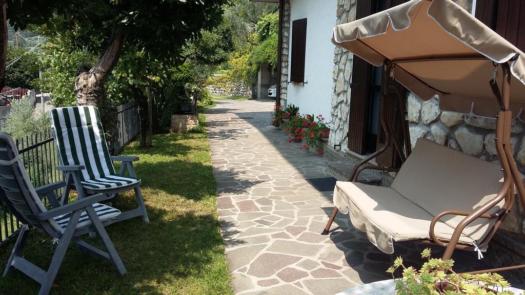 Apartamento Il Pozzo Marone Exterior foto