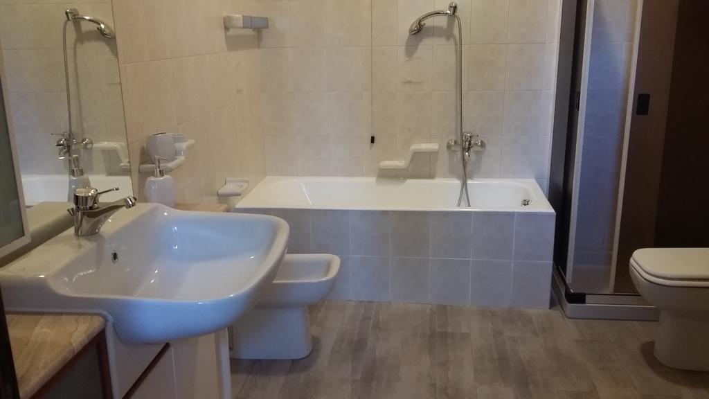 Apartamento Il Pozzo Marone Exterior foto